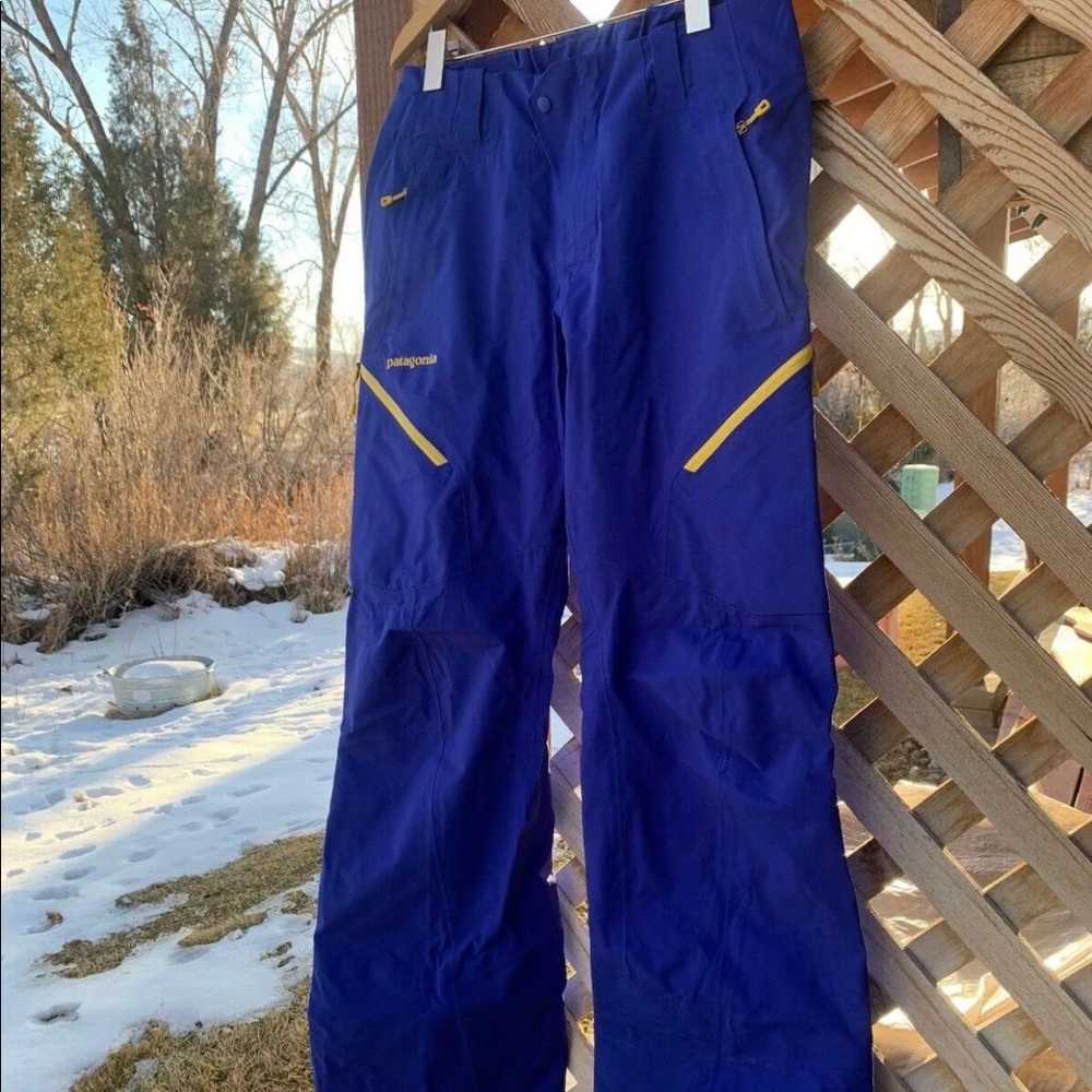 Patagonia Goretex ski pants size small women’s